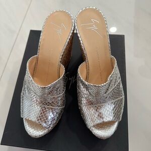 Giuseppe Zanotti wedges